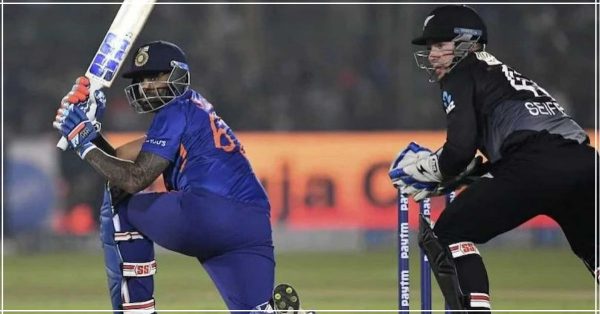 IND vs NZ: अंतिम समय में रोहित ने लिया बड़ा फैसला, न्यूजीलैंड के खिलाफ अचानक कराई इस धाकड़ खिलाड़ी की एंट्री, बल्ले से बरसाता है आग!