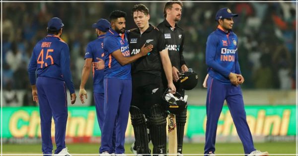 IND vs NZ: इंदौर के मौसम की वजह से बढ़ेगी फैन्स की परेशानी, जानिये न्यूजीलैंड के खिलाफ तीसरे वनडे मैच में कैसा होगा मौसम का हाल और पिच रिपोर्ट